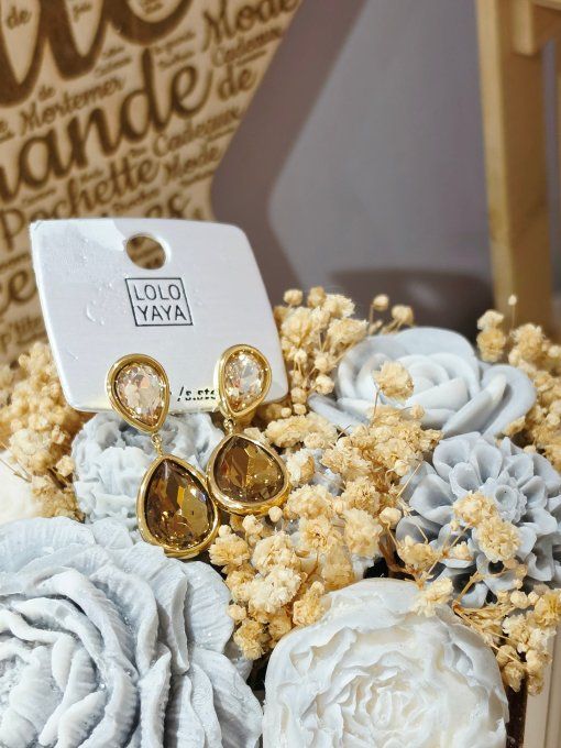 BOUCLES D"OREILLES