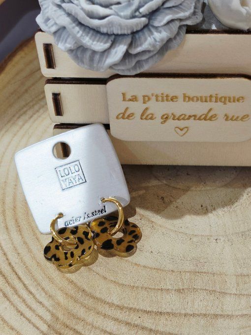 BOUCLES D'OREILLES