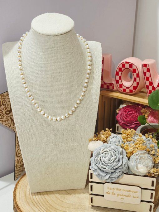 COLLIER