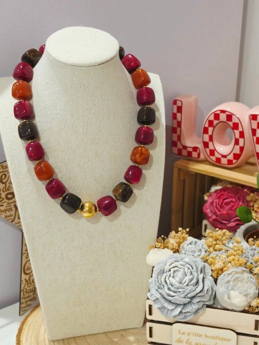 COLLIER