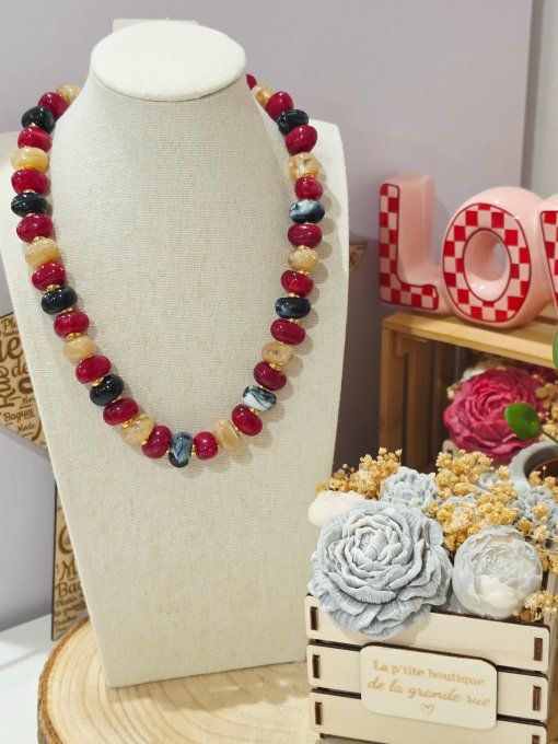 COLLIER
