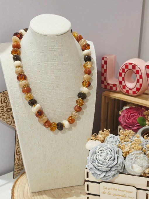 COLLIER