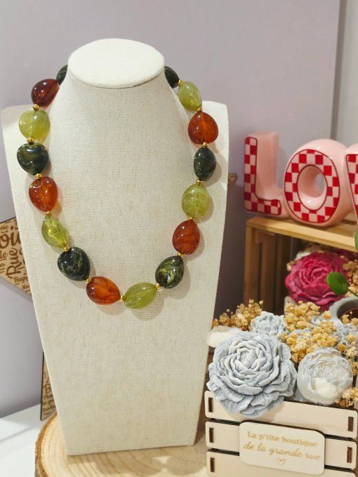 COLLIER