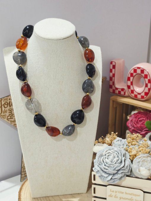 COLLIER