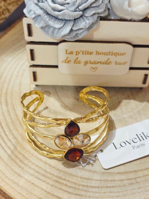 BRACELET