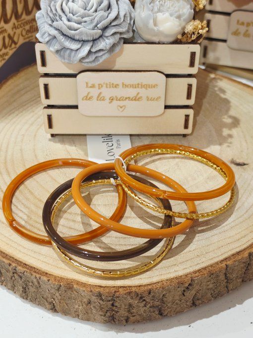 BRACELET