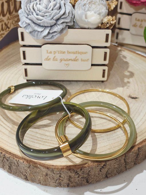 BRACELET