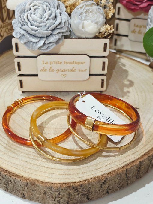 BRACELET