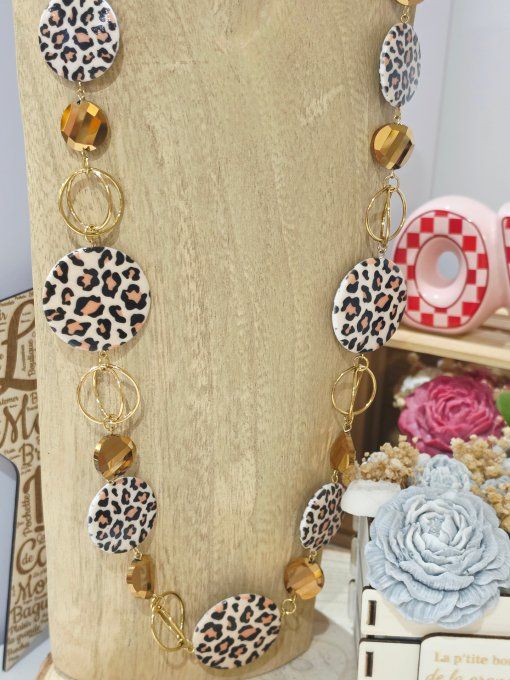 COLLIER