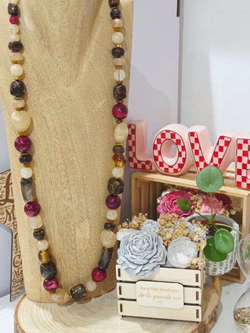 COLLIER