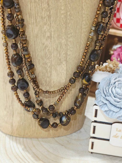 COLLIER