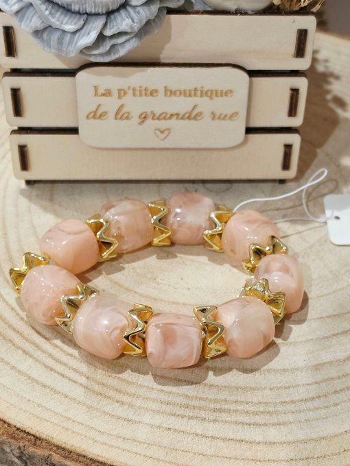 BRACELET