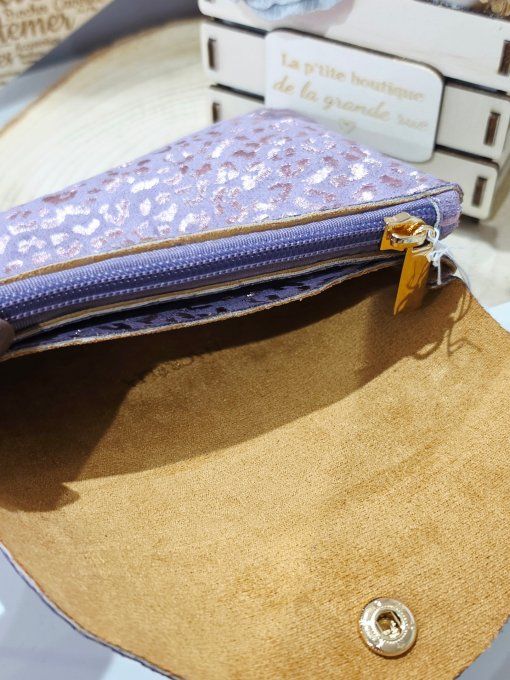 PORTE FEUILLES