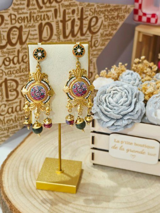 BOUCLES D'OREILLES
