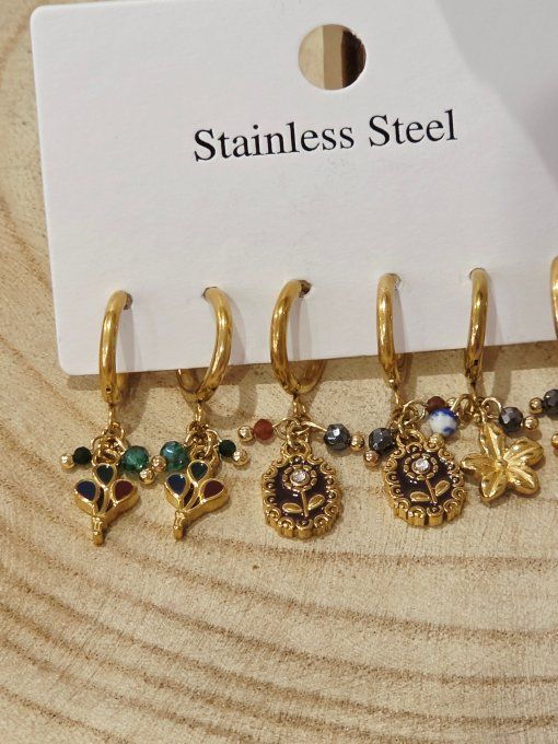 BOUCLES D'OREILLES