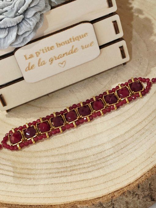 BRACELET