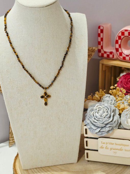 COLLIER