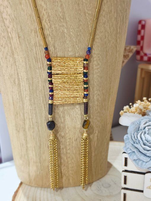 COLLIER