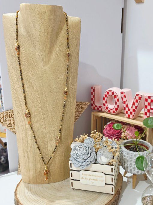 COLLIER