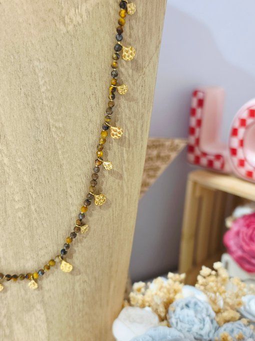 COLLIER