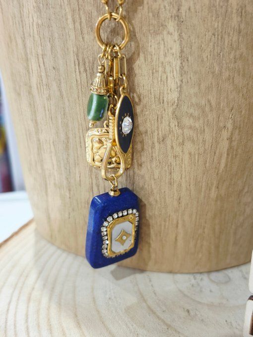 COLLIER