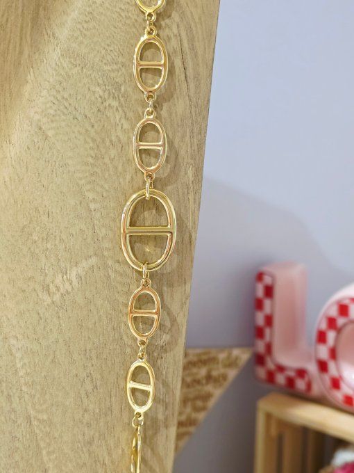 COLLIER