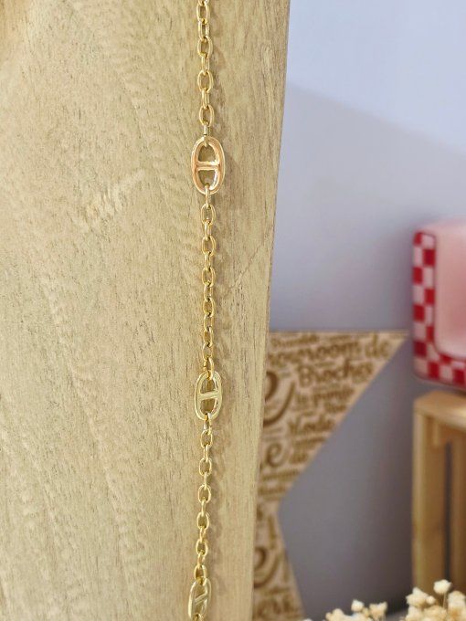 COLLIER