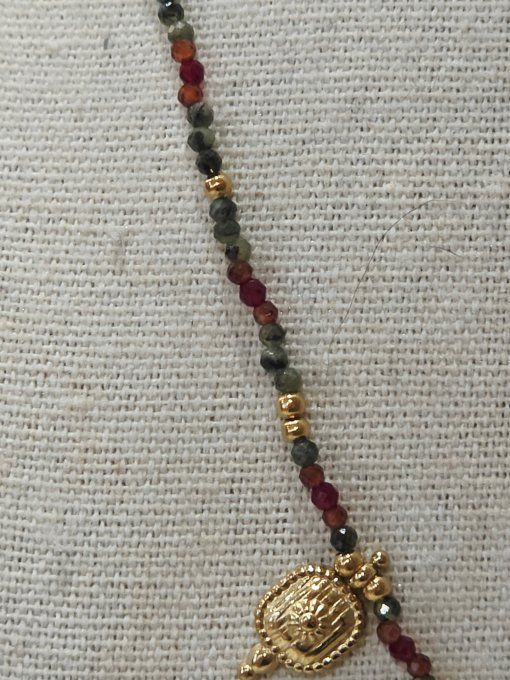 COLLIER