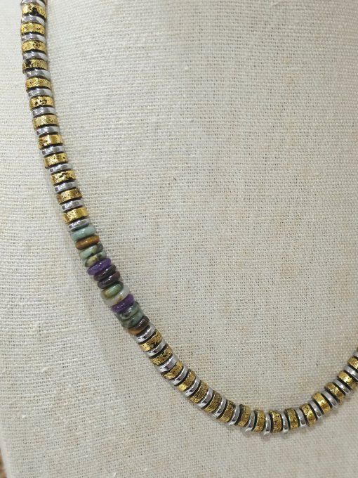 COLLIER