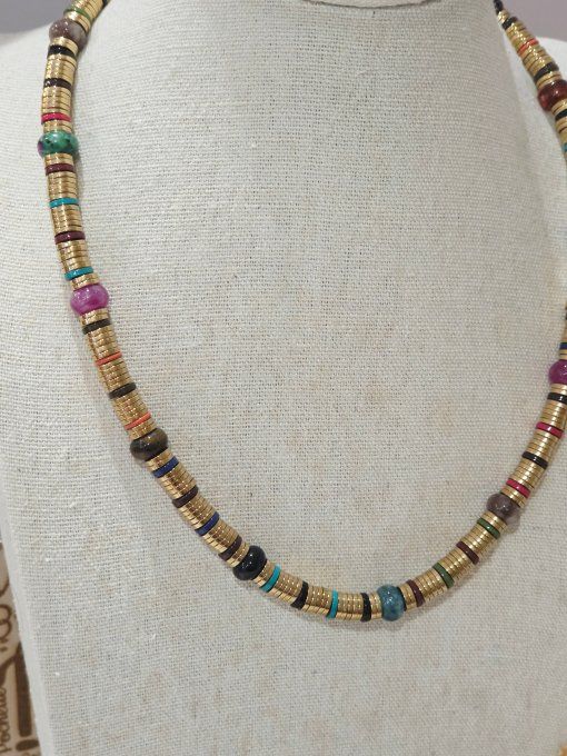 COLLIER