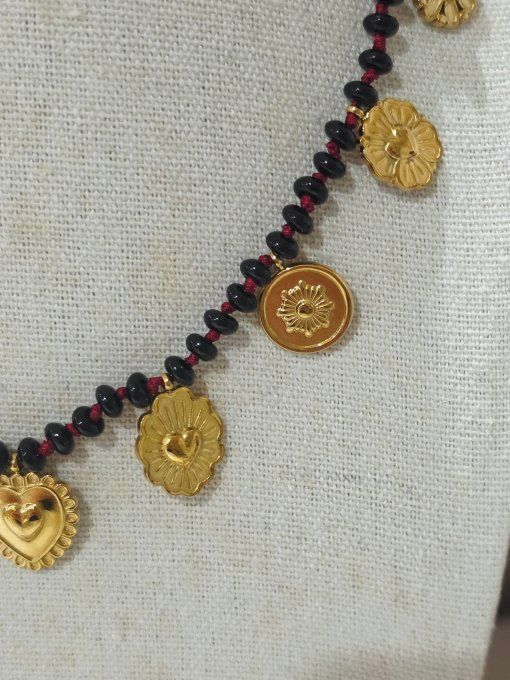 COLLIER