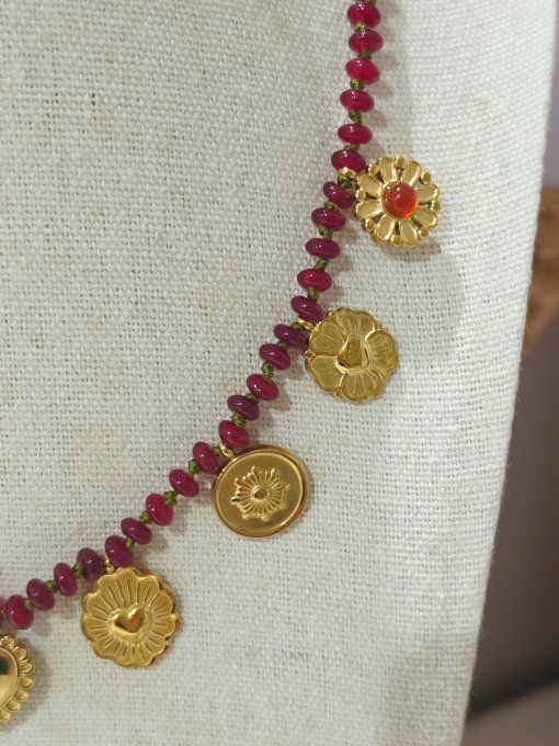COLLIER
