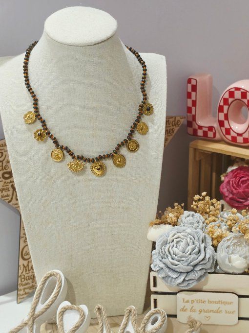 COLLIER