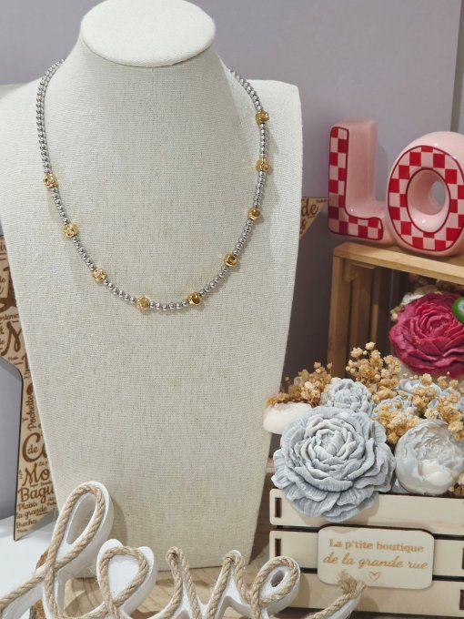 COLLIER