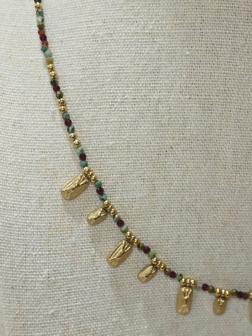COLLIER