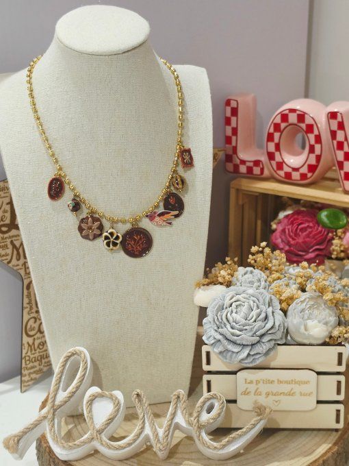 COLLIER