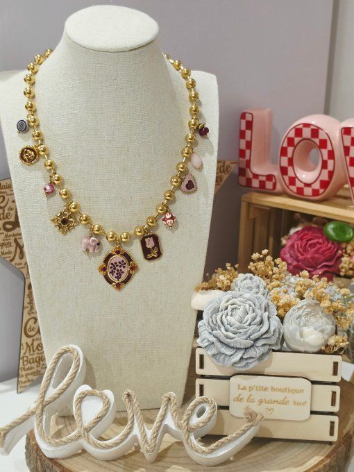 COLLIER