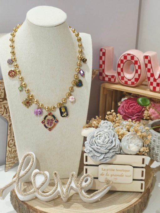 COLLIER