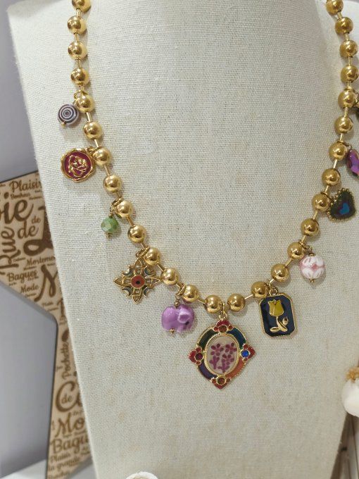 COLLIER