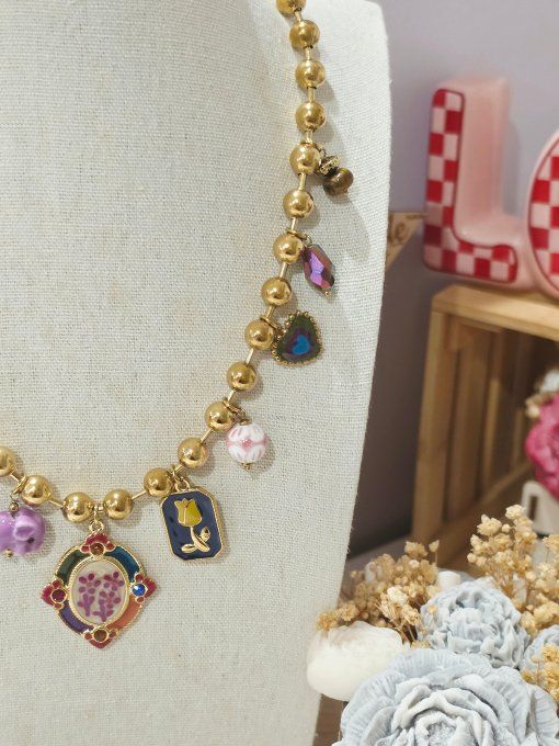 COLLIER