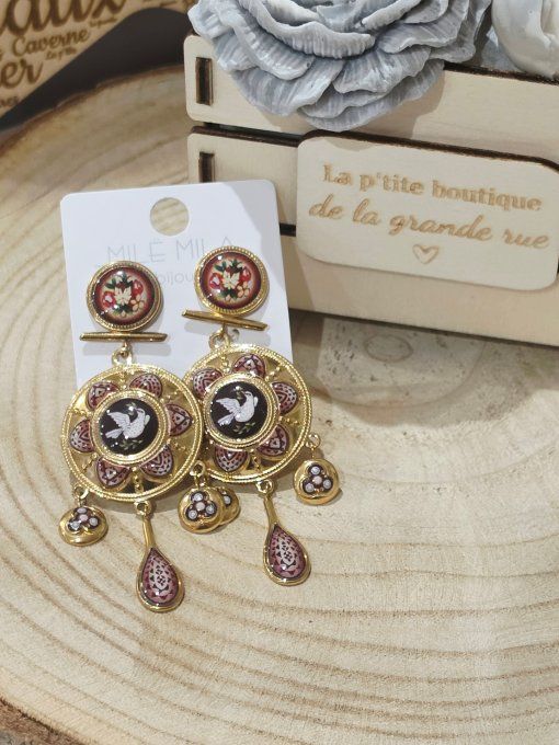BOUCLES D'OREILLES