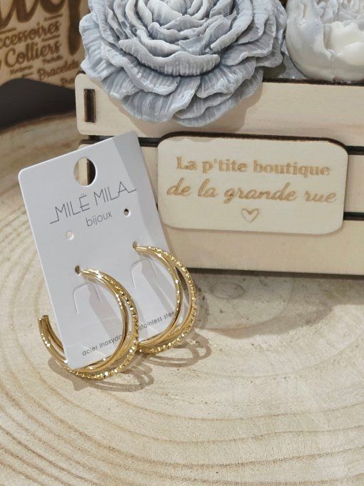BOUCLES D'OREILLES