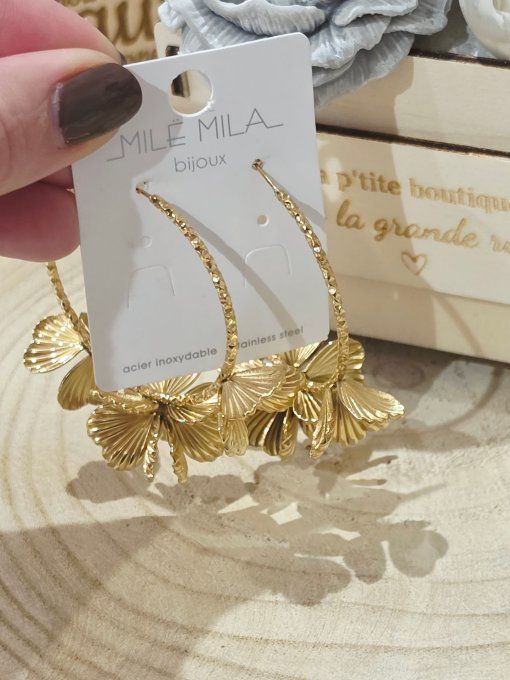 BOUCLES D'OREILLES