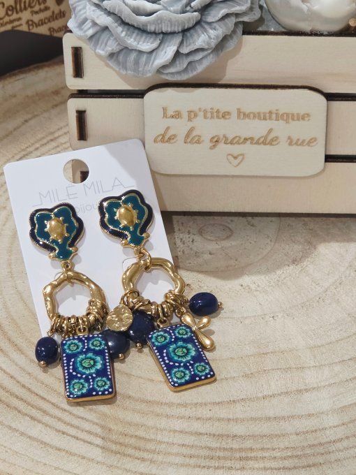 BOUCLES D'OREILLES