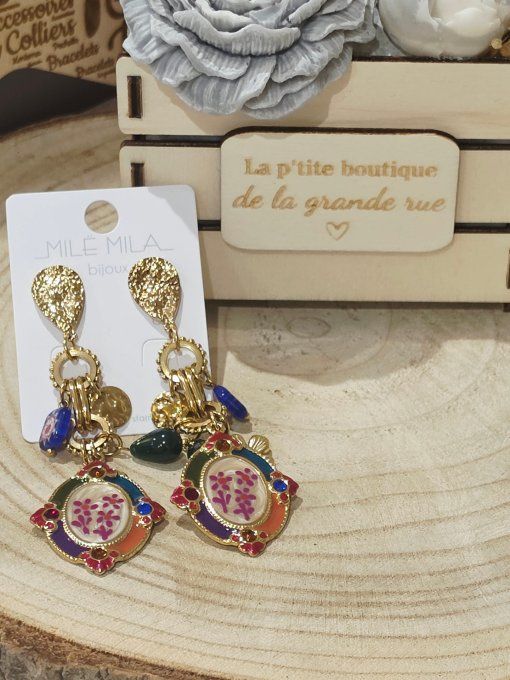 BOUCLES D'OREILLES