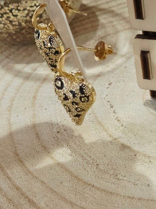 BOUCLES D'OREILLES