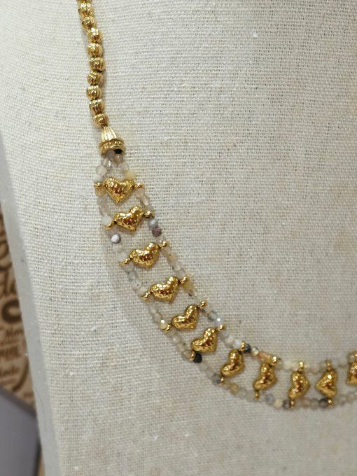 COLLIER
