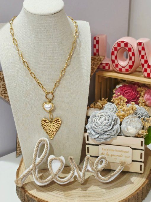 COLLIER