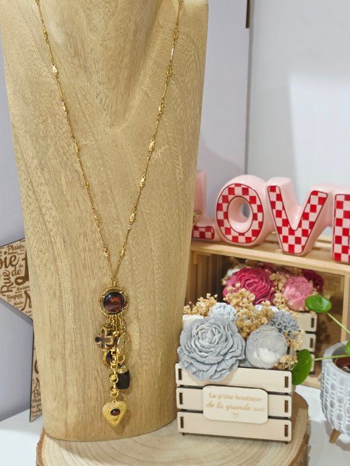 COLLIER