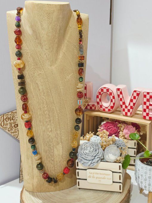 COLLIER